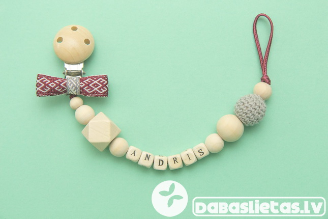 latvisks-knupisa-turetajs-prievite-koka-tamborets-maneklitis 596124897